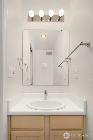 4434 Governor Lane SE, Olympia, WA 98501