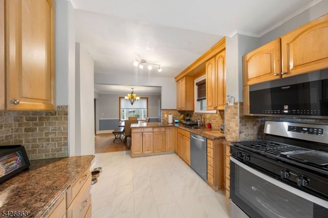 1157 Edgewood Pkwy, Union Twp., NJ 07083