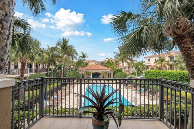 502 Del Sol Circle, Tequesta, FL 33469