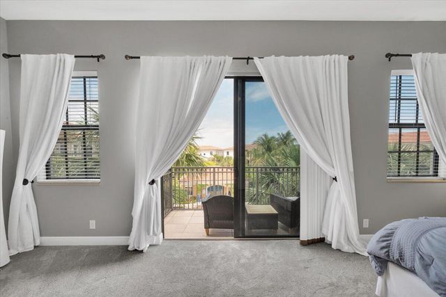 502 Del Sol Circle, Tequesta, FL 33469