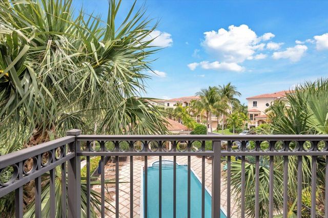 502 Del Sol Circle, Tequesta, FL 33469