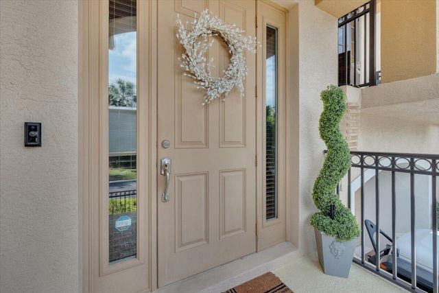 502 Del Sol Circle, Tequesta, FL 33469