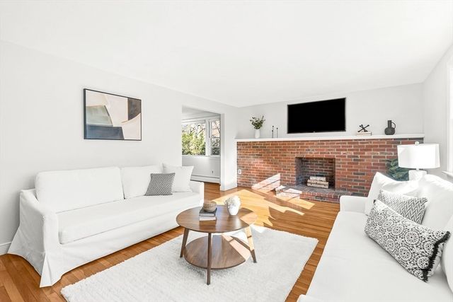 7 Trinity Rd, Winchester, MA 01890