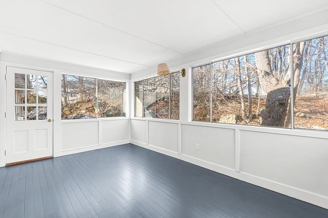 7 Trinity Rd, Winchester, MA 01890