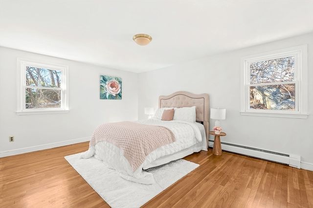 7 Trinity Rd, Winchester, MA 01890