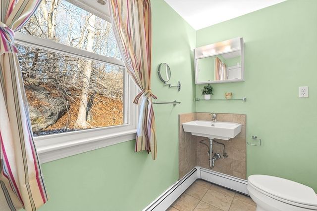 7 Trinity Rd, Winchester, MA 01890