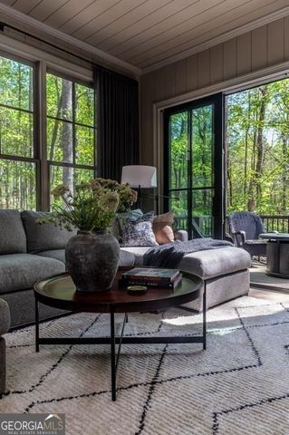 528 Quail Cove Drive, Jasper, GA 30143