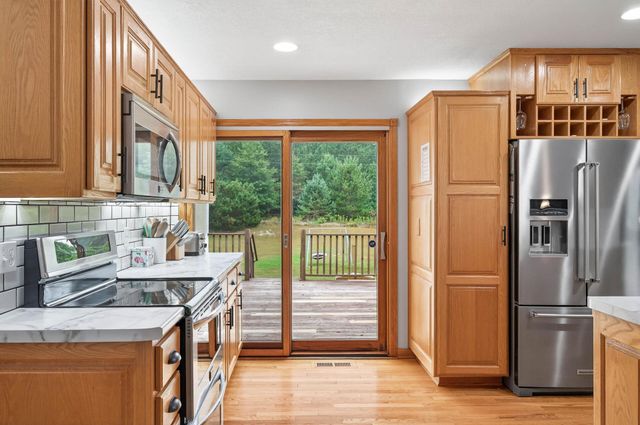 9695 281st Avenue NE, North Branch, MN 55056