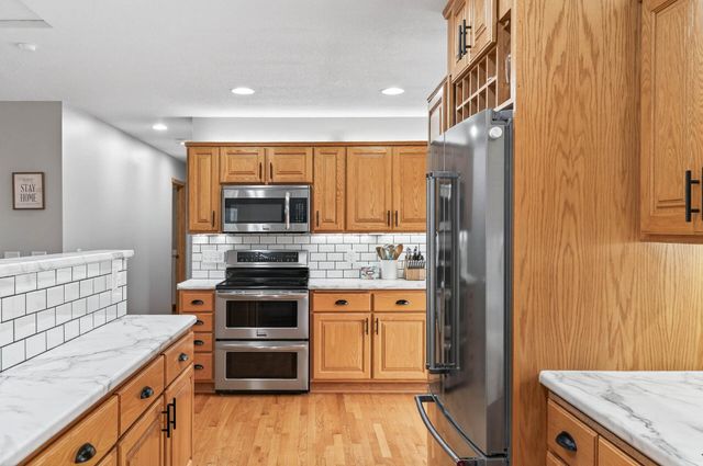 9695 281st Avenue NE, North Branch, MN 55056