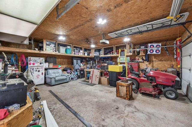 9695 281st Avenue NE, North Branch, MN 55056