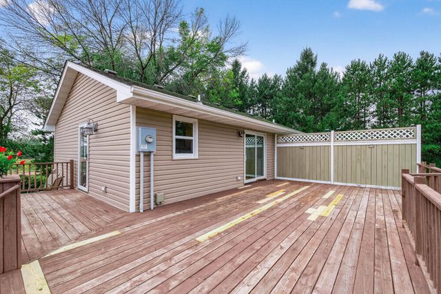 9695 281st Avenue NE, North Branch, MN 55056