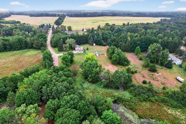 9695 281st Avenue NE, North Branch, MN 55056