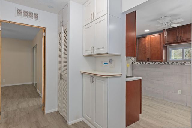 193 GLADYS AVENUE, Inglis, FL 34449