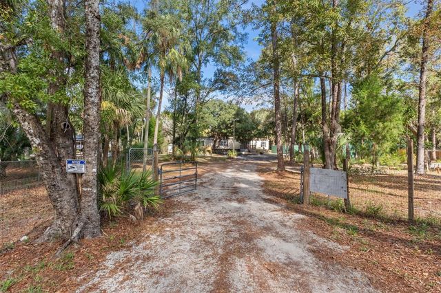 193 GLADYS AVENUE, Inglis, FL 34449