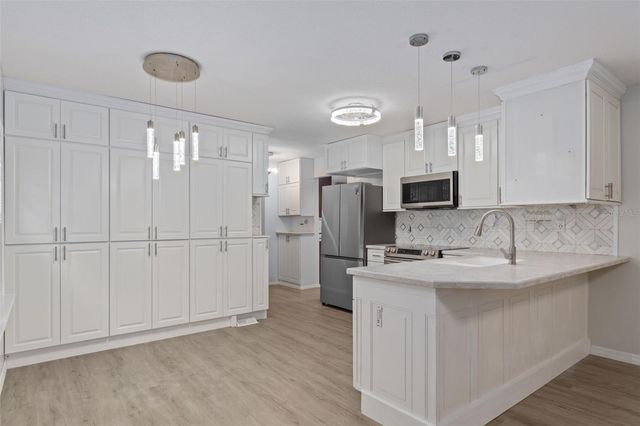 193 GLADYS AVENUE, Inglis, FL 34449