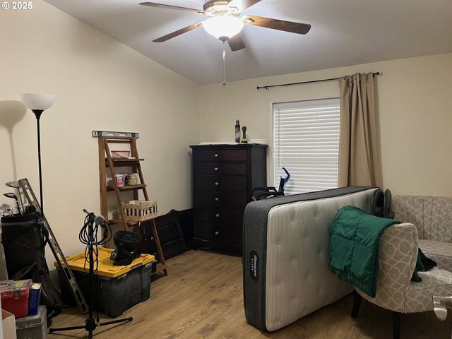 141 RIVER RIDGE Ave, Roseburg, OR 97471