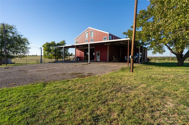 1050 County Road 129 B, Taylor, TX 76574