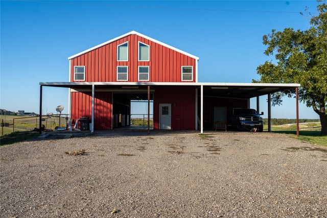 1050 County Road 129 B, Taylor, TX 76574