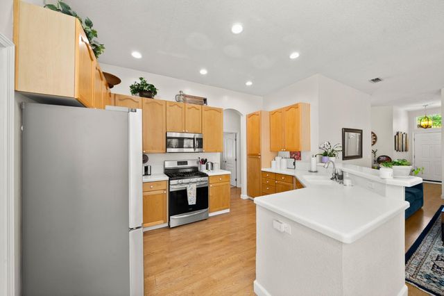 2529 Dinwiddie Way, Elk Grove, CA 95758