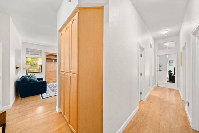 2529 Dinwiddie Way, Elk Grove, CA 95758