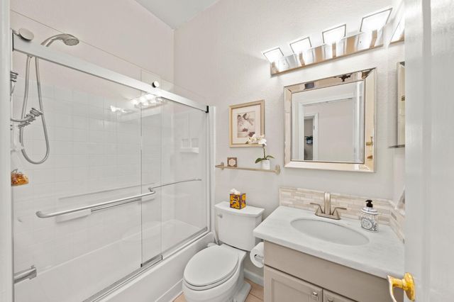 2529 Dinwiddie Way, Elk Grove, CA 95758