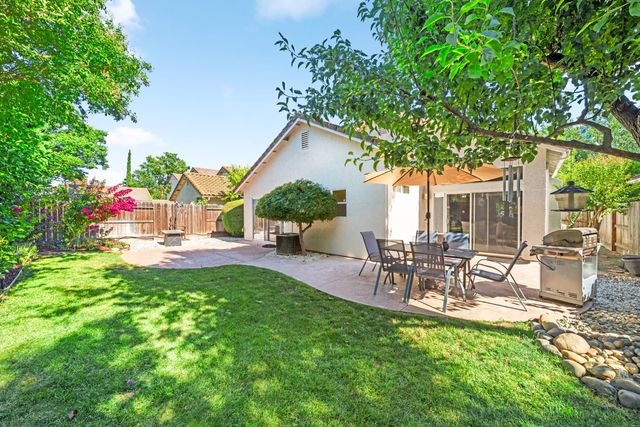 2529 Dinwiddie Way, Elk Grove, CA 95758