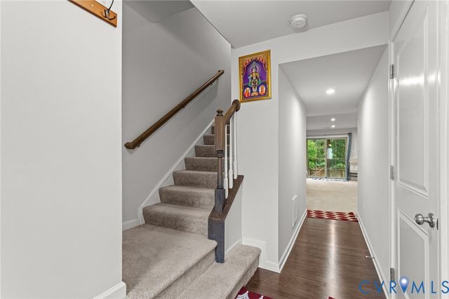 7905 Wistar Woods Ct, Richmond, VA 23228