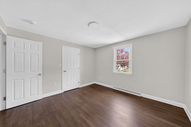 61 Stevens Rd, Swansea, MA 02777