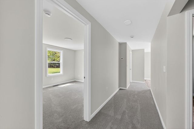 61 Stevens Rd, Swansea, MA 02777