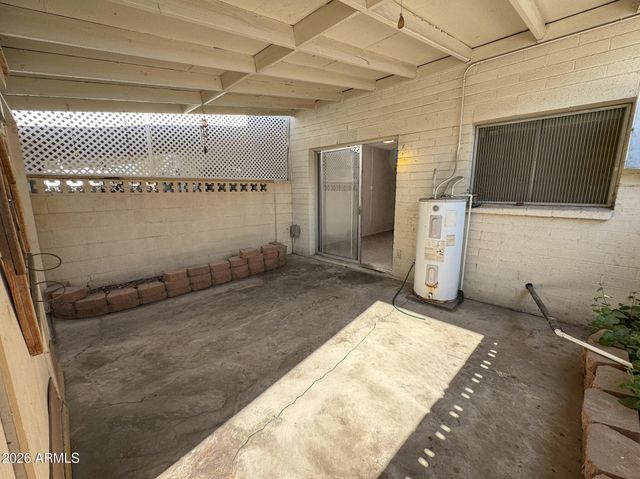 6541 N 44TH Avenue, Glendale, AZ 85301