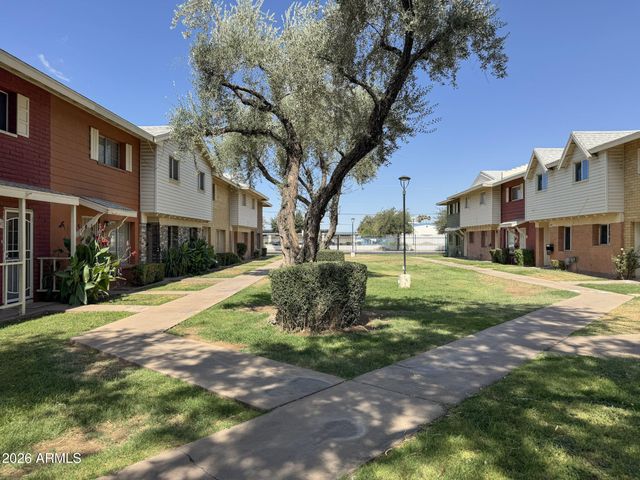 6541 N 44TH Avenue, Glendale, AZ 85301
