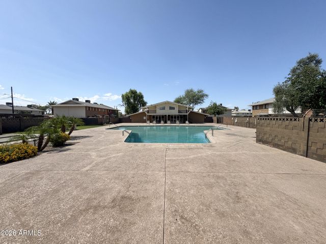 6541 N 44TH Avenue, Glendale, AZ 85301