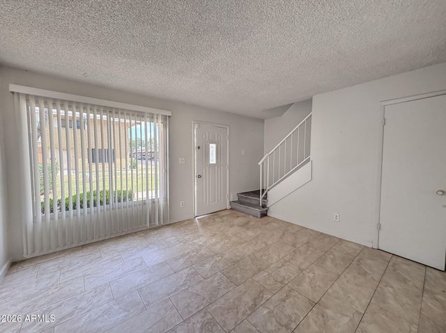 6541 N 44TH Avenue, Glendale, AZ 85301