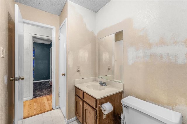 2528 Navasota Circle, Fort Worth, TX 76131