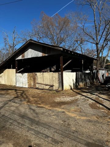 726 W Sherman Street, Paris, TX 75460