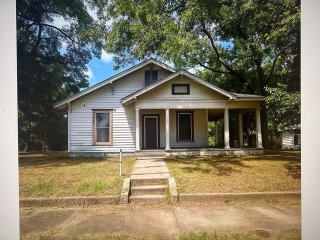 726 W Sherman Street, Paris, TX 75460