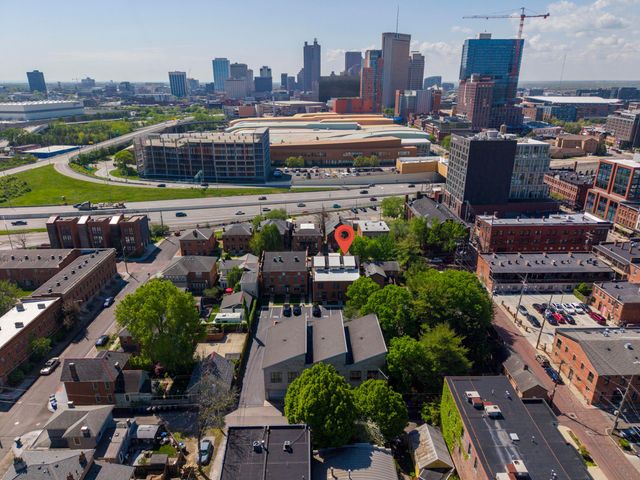 46 E Russell Street, Columbus, OH 43215