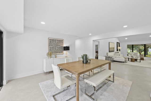 7571 Estrella Circle, Boca Raton, FL 33433