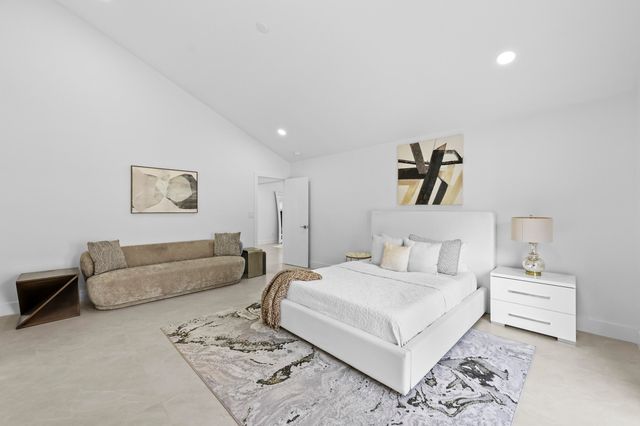 7571 Estrella Circle, Boca Raton, FL 33433
