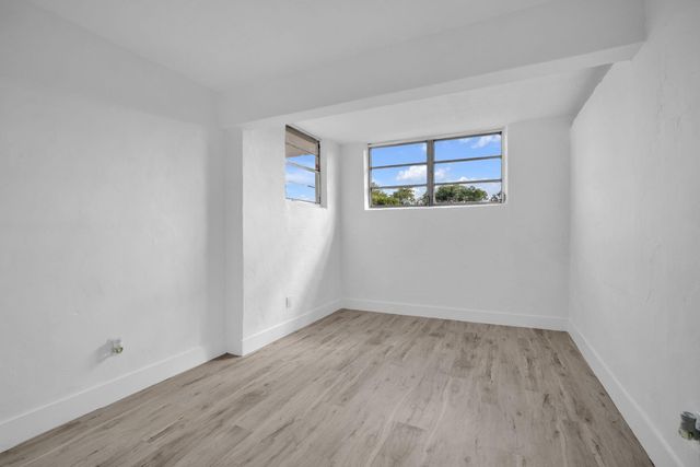 4911 NW 16th Street, Lauderhill, FL 33313