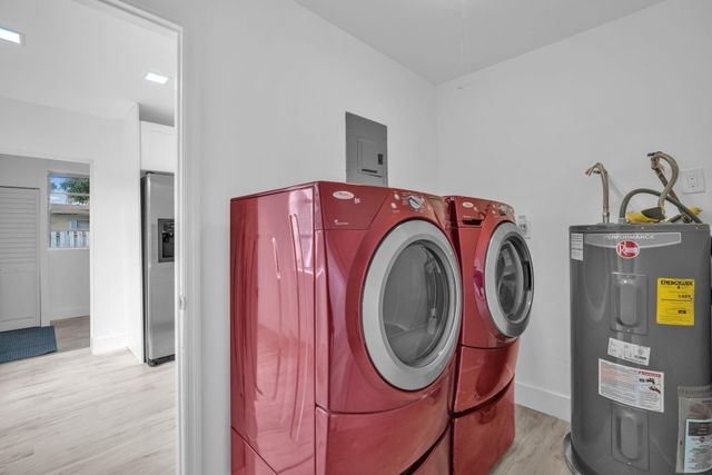 4911 NW 16th Street, Lauderhill, FL 33313