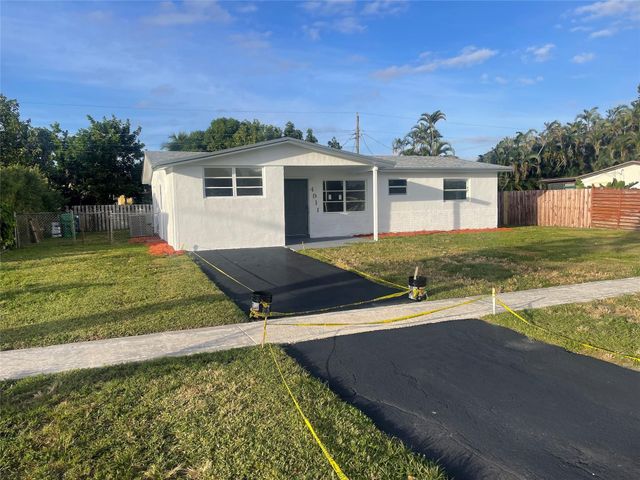 4911 NW 16th Street, Lauderhill, FL 33313