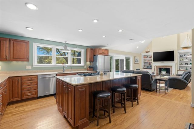 219 West Reach Drive, Jamestown, RI 02835