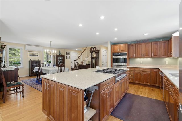 219 West Reach Drive, Jamestown, RI 02835