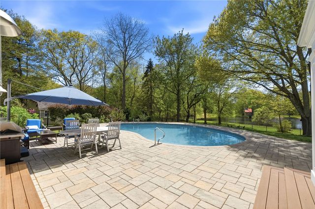 219 West Reach Drive, Jamestown, RI 02835