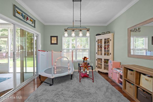 100 Loudon Court, Greenville, NC 27834
