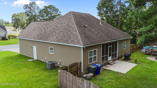 100 Loudon Court, Greenville, NC 27834