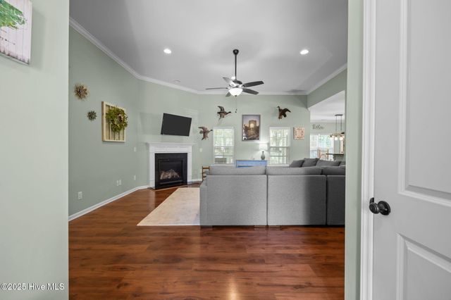 100 Loudon Court, Greenville, NC 27834