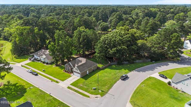 100 Loudon Court, Greenville, NC 27834