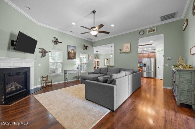 100 Loudon Court, Greenville, NC 27834